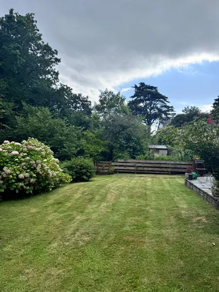 Full size image of Lawns maintained and cut by Hawkins Garden Services of Tywyn