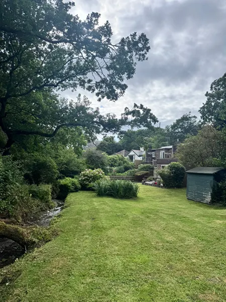 Full size image of Lawns maintained and cut by Hawkins Garden Services of Tywyn