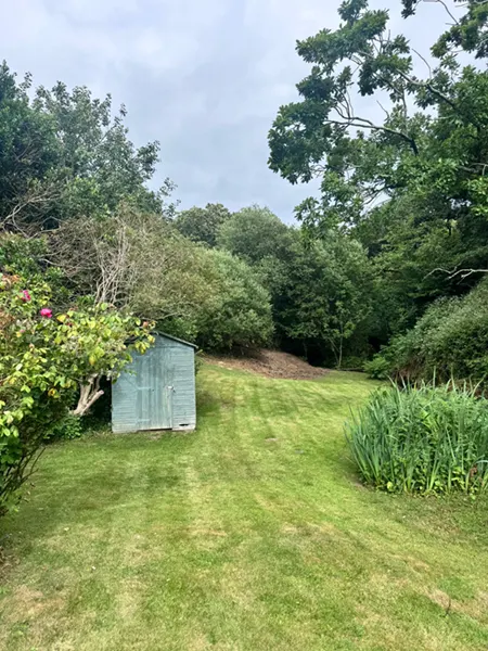 Full size image of Lawns maintained and cut by Hawkins Garden Services of Tywyn