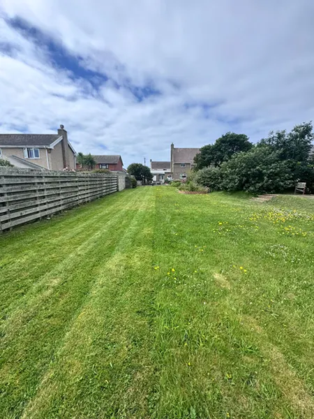 Full size image of Lawns maintained and cut by Hawkins Garden Services of Tywyn